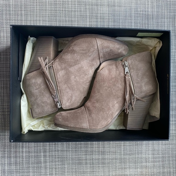 Rag and Bone suede zip booties - Picture 1 of 4